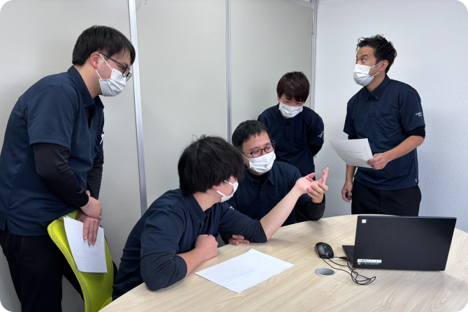 訪問看護を行う看護師